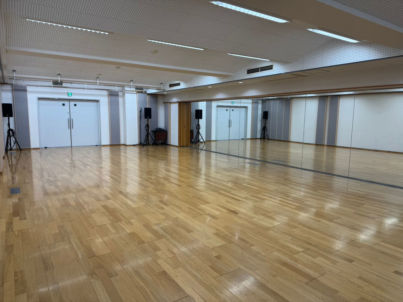 池袋校レッスン会場室内写真